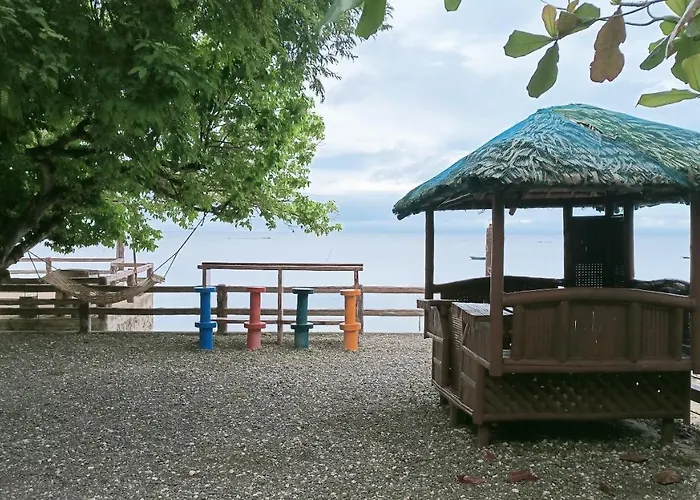 Pofer Beach Resort San Remigio (Cebu)